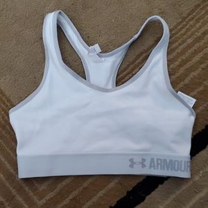 Underarmor Sports bra